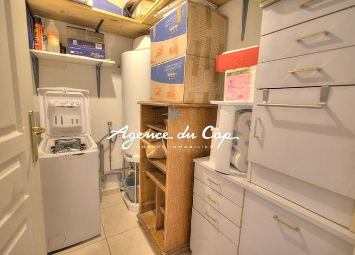 Saint-raphael three-room apartment rdj, 90 m2, with garden, parking (12)