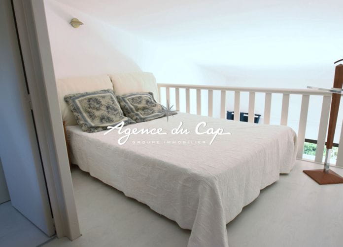 !under offer! for sale seaside apartment 32 m2 les issambres (4)