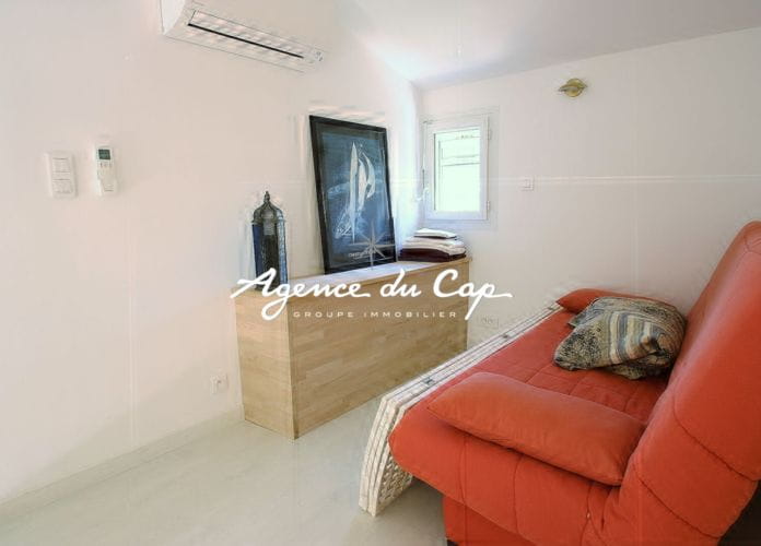 !under offer! for sale seaside apartment 32 m2 les issambres (7)