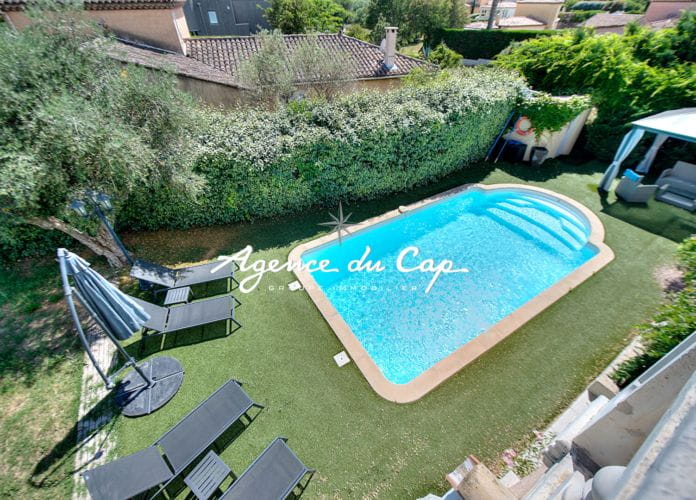 Valescure 5/6 room villa with pool (12)