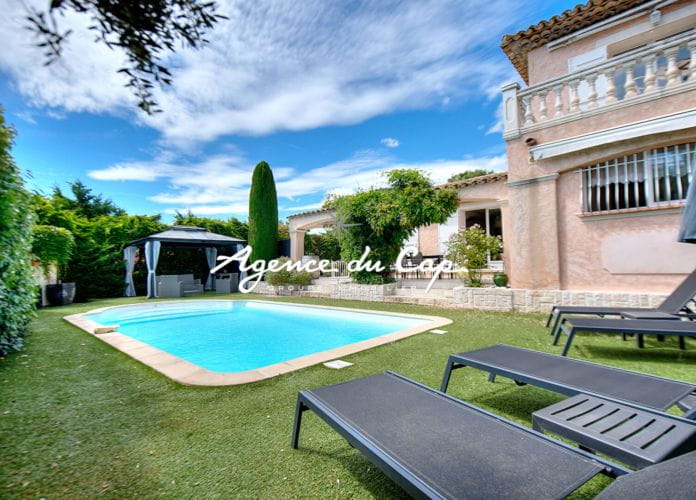 Valescure 5/6 room villa with pool (14)